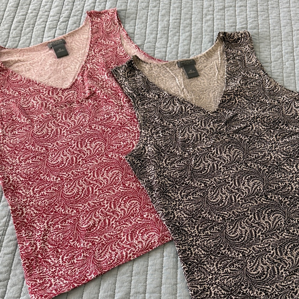 2 Ann Taylor Paisley-Print V-Neck Tank in Red and Black